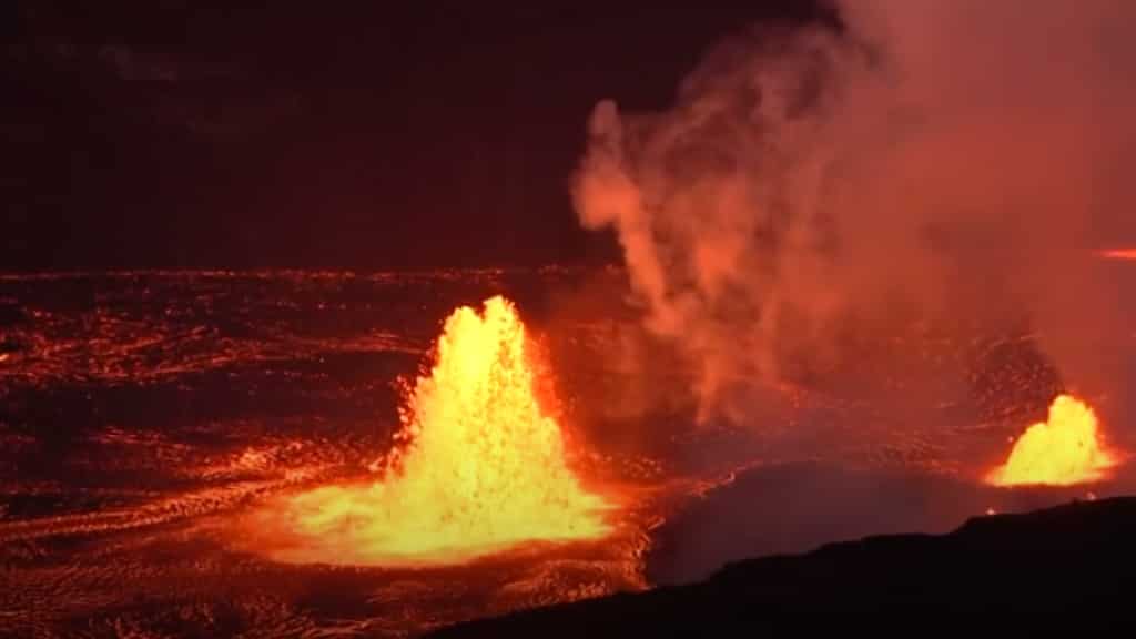 Kilauea volcano could erupt like a 'stomp-rocket toy', says study