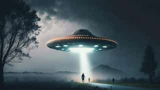 WATCH | Bodycam captures UFO falling from sky, minutes later family complains about 'aliens' in backyard