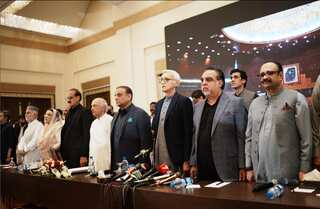 More than 100 leaders, who quit Imran Khan’s PTI, form new party allegedly backed by military