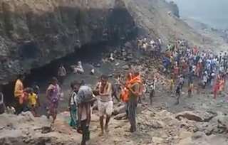Video: Illegal coal mine collapses in India's Jharkhand, at least 3 people killed, several feared trapped
