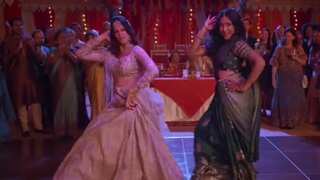 'A stunner': Rashmika Mandanna on Maitreyi Ramakrishnan's Saami Saami dance
