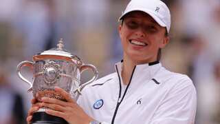 French Open 2023: Iga Swiatek beats Karolina Muchova to win women's singles title