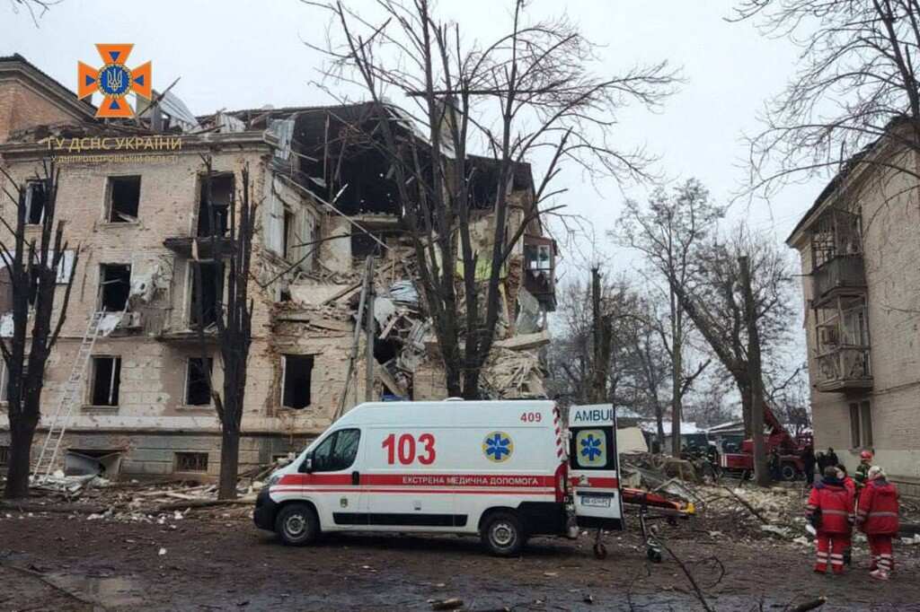 Russia's 'massive missile' attack on Ukrainian city of Kryvyi Rih leaves 10 dead, 28 injured