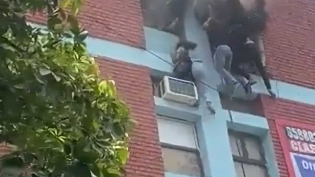 WATCH | Fire breaks out at Delhi coaching centre, students jump out of window