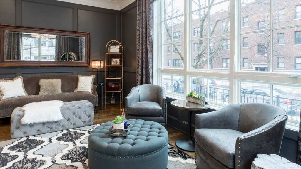 Channel your inner interior designer with the help of these expert-approved home décor tips