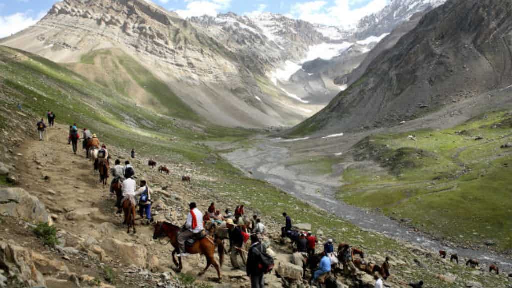 India: No pizza, burgers, samosas for Amarnath pilgrims under new food advisory