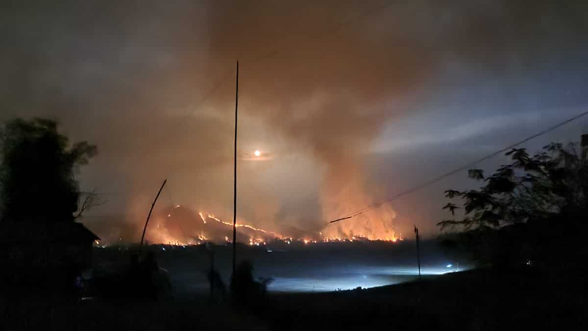 India: Fresh violence breaks out in Manipur, mobs indulge in arson and vandalism India: Fresh violence breaks out in Manipur, mobs indulge in arson and vandalism