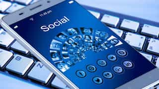 Mobile phone makers to compulsorily disclose internet data capacity? Here's what Indian govt plans