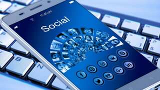Mobile phone makers to compulsorily disclose internet data capacity? Here's what Indian govt plans