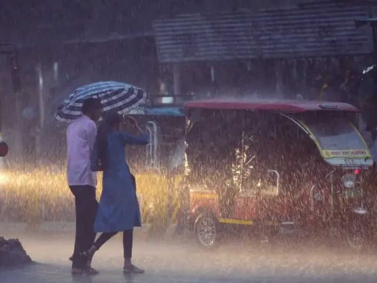 India weather: Schools closed in 5 Tamil Nadu districts after heavy rains; light showers in Delhi