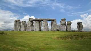 UK: Authorities greenlight road tunnel construction near Stonehenge despite opposition