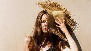 Stay safe in extreme heat! Know the difference between heat stroke, heat exhaustion & heat cramps