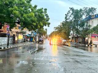 Chennai weather update: Continued heavy rains bring waterlogging and traffic jams; flights also affected