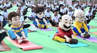 Toons celebrate International Yoga Day with #YogaSeHiHoga campaign