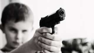 Pregnant mother, unborn child shot dead by 2-year-old son in Ohio