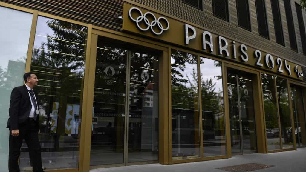 2024 Paris Olympics: Bidding committee 'underestimated' budget, says government report
