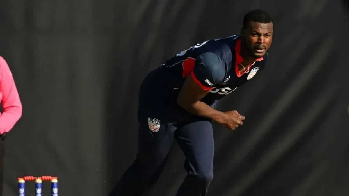 ODI WC Qualifiers: USA's Kyle Phillip reported for illegal bowling action, suspended until further notice ODI WC Qualifiers: USA's Kyle Phillip reported for illegal bowling action, suspended until further notice