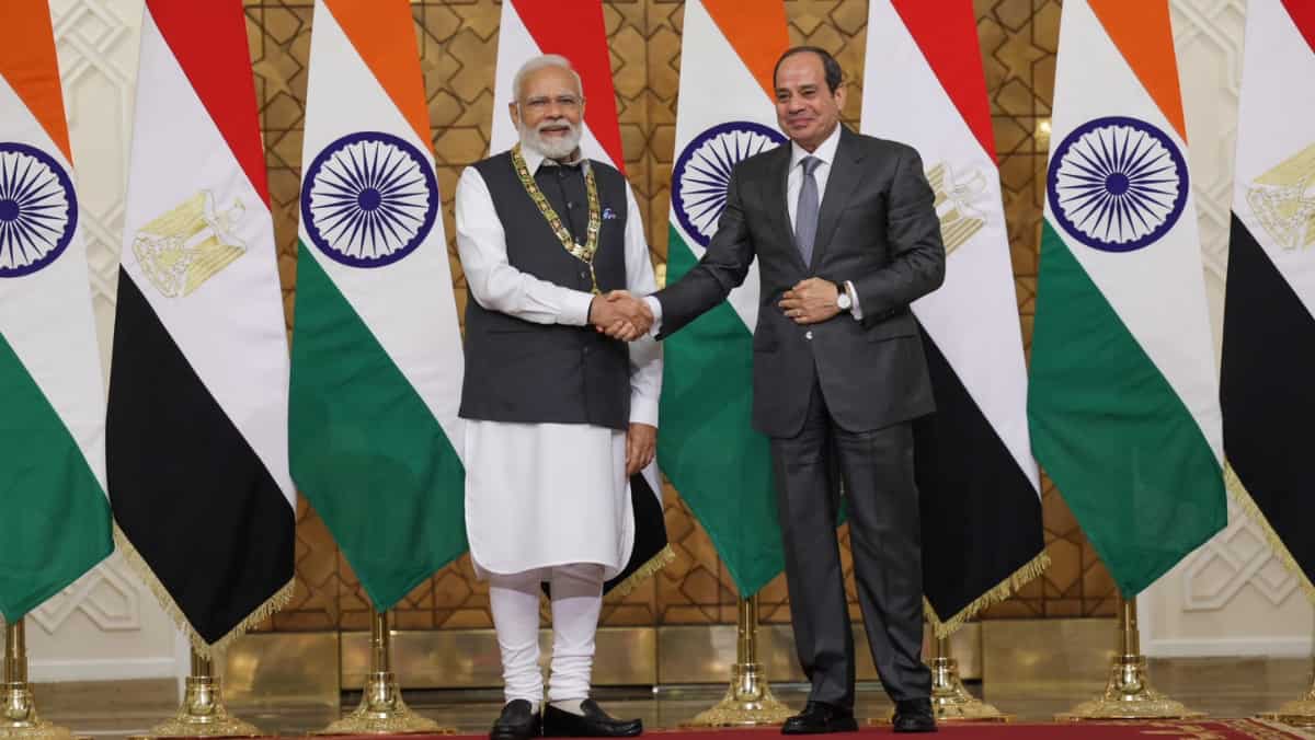 PM Modi invites Egypt's President Abdel Fattah El-Sisi to G20 summit in New Delhi PM Modi invites Egypt's President Abdel Fattah El-Sisi to G20 summit in New Delhi