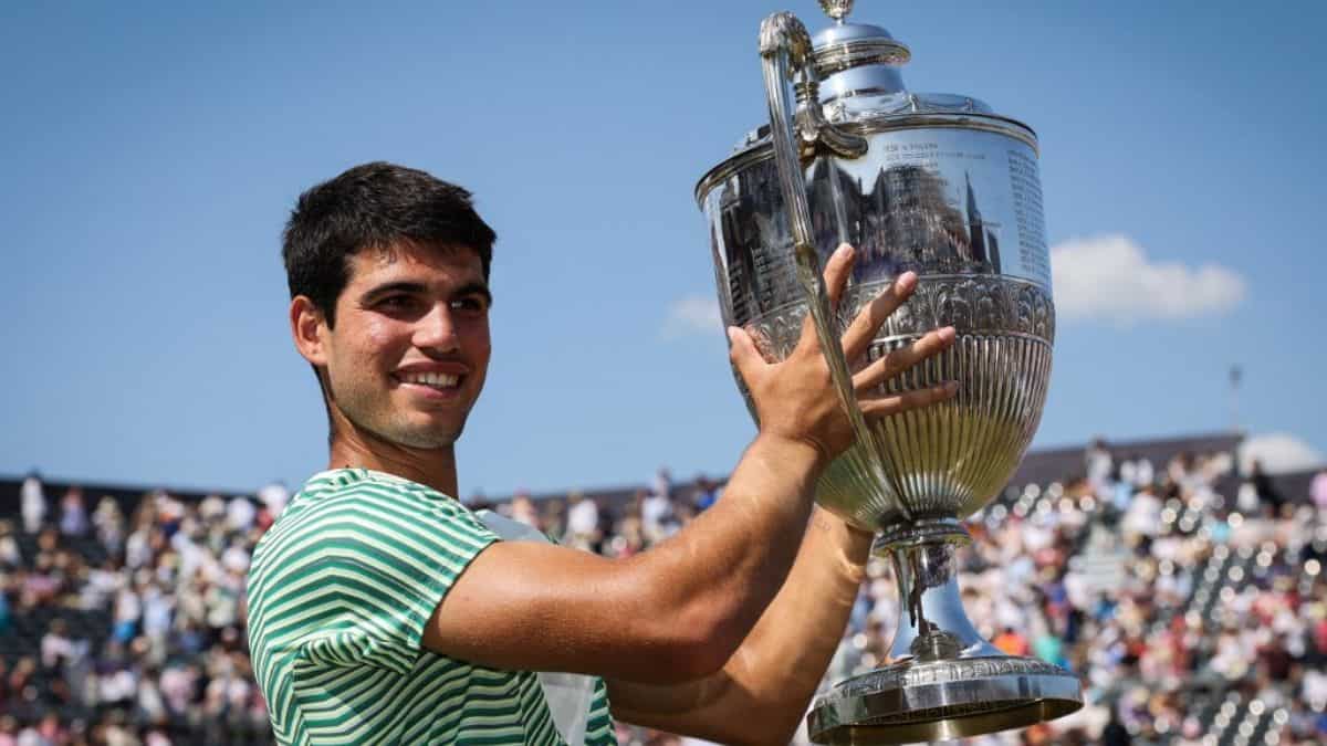 Tennis: Carlos Alcaraz wins Queen's Cup and regains number one ranking Tennis: Carlos Alcaraz wins Queen's Cup and regains number one ranking