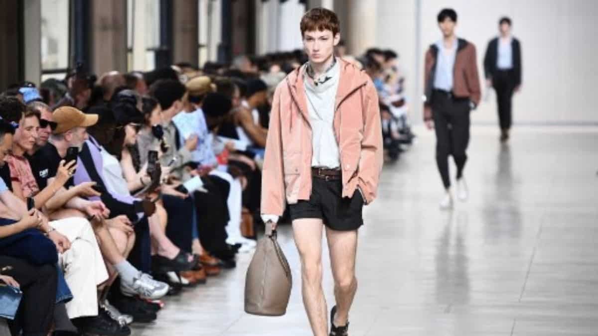 Skin on show at Paris menswear week Skin on show at Paris menswear week