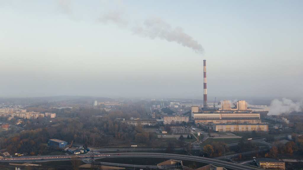 Global greenhouse gas emissions hit new highs in 2022 despite growth in renewables: Report