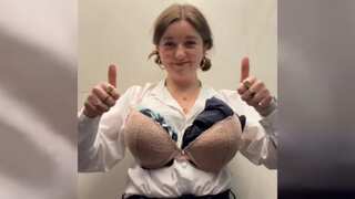 Meet the woman who arrived at the airport with all clothes stuffed in a bra