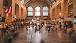 US: Teenage girls stabbed on Christmas at Grand Central by man shouting: ‘Want all white people dead’