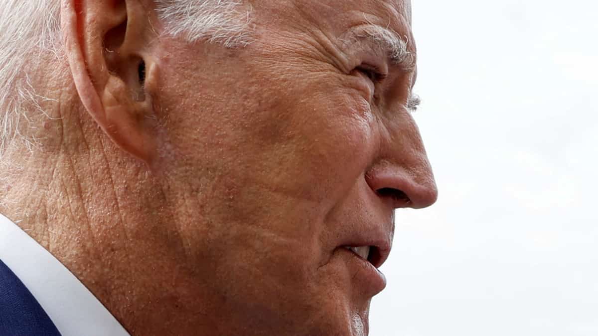Biden uses breathing machine to treat his sleep apnea, White House reveals Biden uses breathing machine to treat his sleep apnea, White House reveals