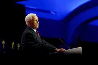 Republican presidential hopeful Mike Pence makes surprise visit to Ukraine 