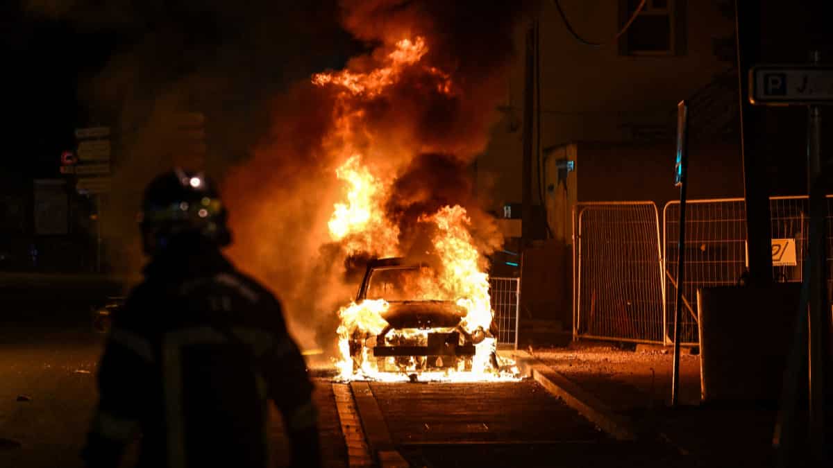 Third day of riots