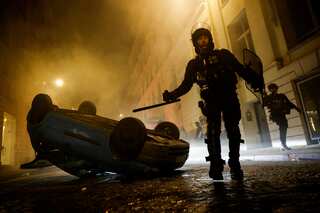 France riots: Protesters ram car into mayor's house, family injured