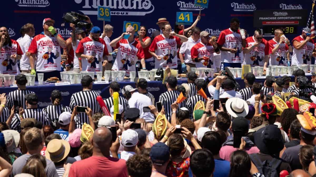Hot dog eating contest