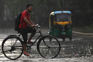 Delhi rain update: Heavy rainfall lashes national capital & NCR; IMD predicts showers till weekend