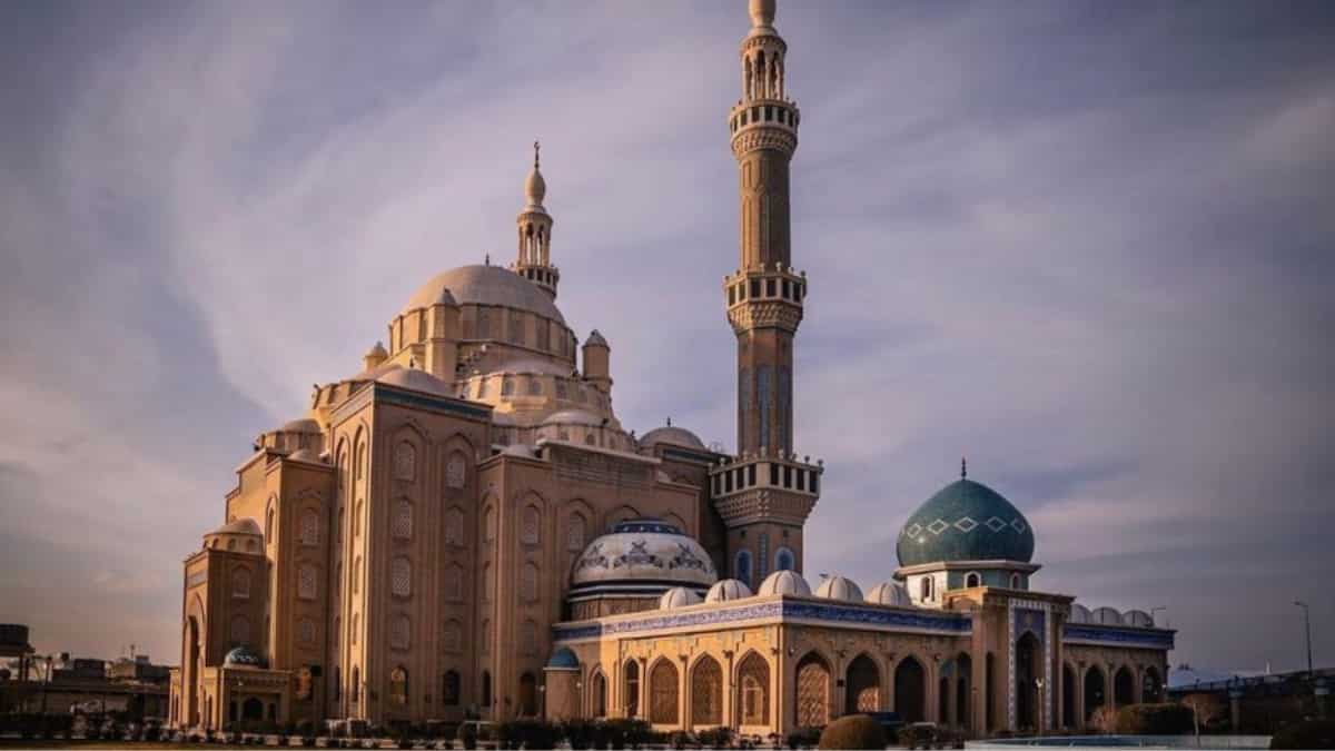 Jalil Khayat Mosque