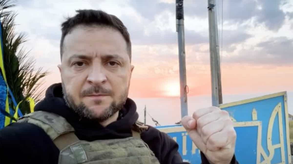 Ukraine fires chiefs of local military recruitment centres amid corruption allegations