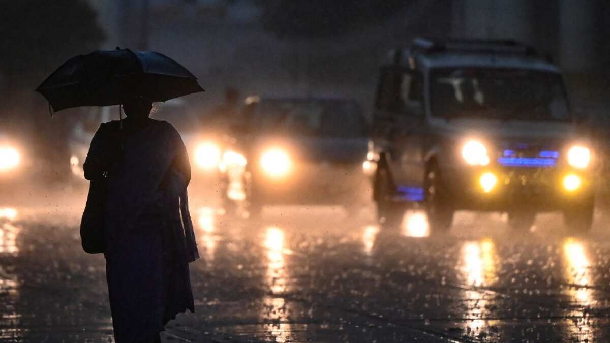 Kolkata enjoys light rains