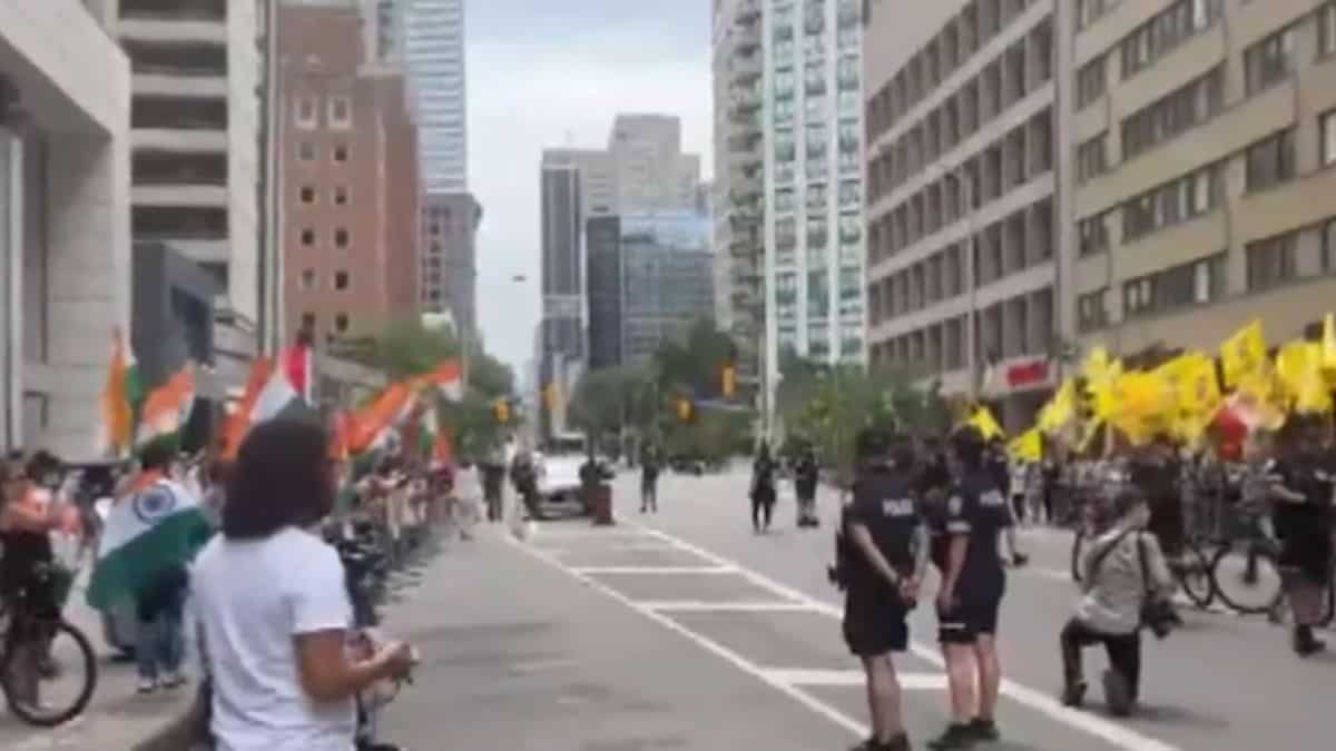WATCH | Indian community overshadows pro-Khalistan rally in Canada, waves national flag outside consulate