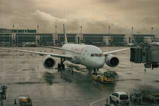 Heavy showers in Delhi disrupt airline services, 20 flights cancelled, 120 delayed