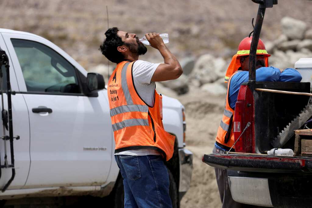 Western US swelters under record-breaking heat wave