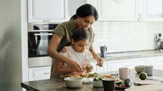 What is ARFID? Psychologist reveals how intense trauma can ruin your relationship with food