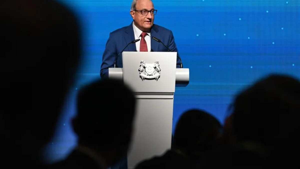 Indian-origin Singapore minister told to sit out over corruption probe Indian-origin Singapore minister told to sit out over corruption probe