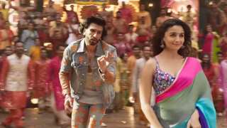 What Jhumka: Ranveer Singh, Alia Bhatt give fans a perfect party number