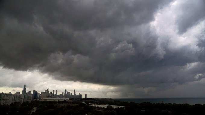 Watch | Tornado forms near Chicago’s O'Hare airport, disrupting many flights