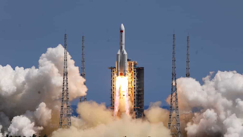 China unveils plans to land astronauts on the moon by 2030