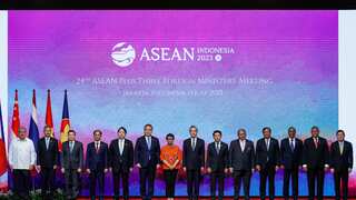 ASEAN foreign ministers strongly condemn ongoing airstrikes, shelling in Myanmar