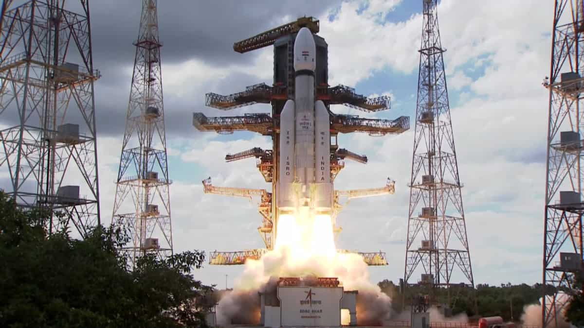 Watch | India's Chandrayaan-3 makes majestic lift-off from Sriharikota Watch | India's Chandrayaan-3 makes majestic lift-off from Sriharikota