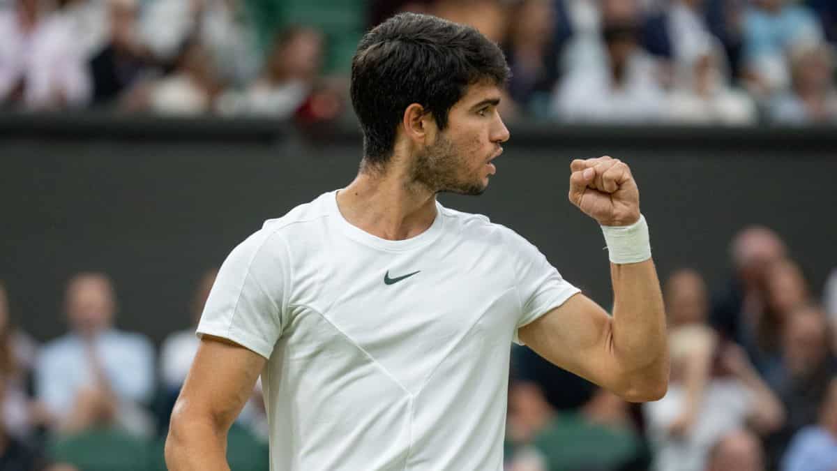 Wimbledon 2023: Carlos Alcaraz thumps Daniil Medvedev, to face Novak Djokovic in final on Sunday Wimbledon 2023: Carlos Alcaraz thumps Daniil Medvedev, to face Novak Djokovic in final on Sunday