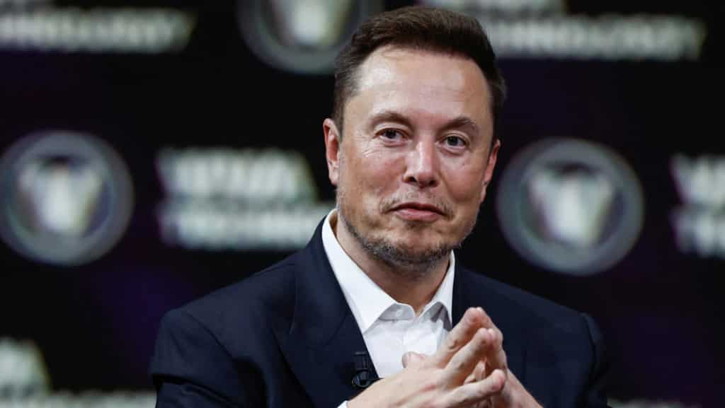 Elon Musk has an offer for journalists who want to 'earn more' on X