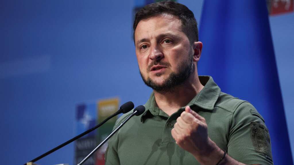 Russia throwing all its resources to halt Ukraine's troops on counteroffensive, says Zelensky