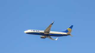 Strikes strand thousands of tourists in Italy, Belgium